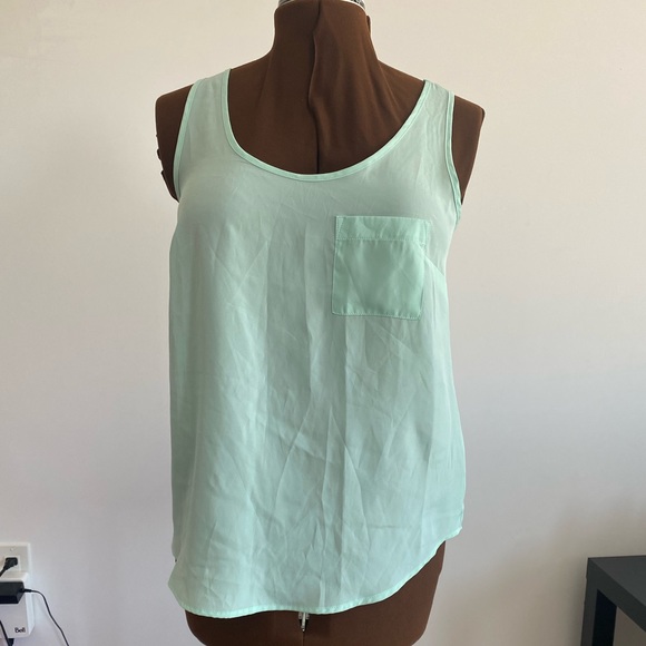 💙FADED GLORY 💙sleeveless top in Aqua. Size 7/8(medium). - Picture 5 of 8